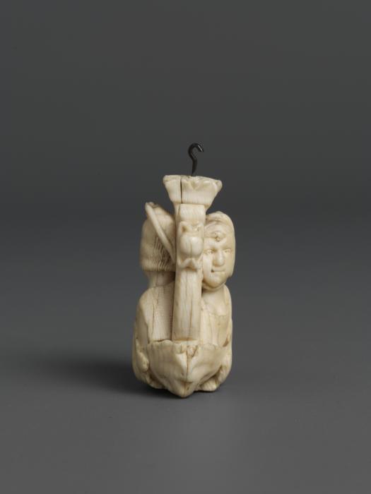 Rosary bead, 2 faces (chapelet) (Side)