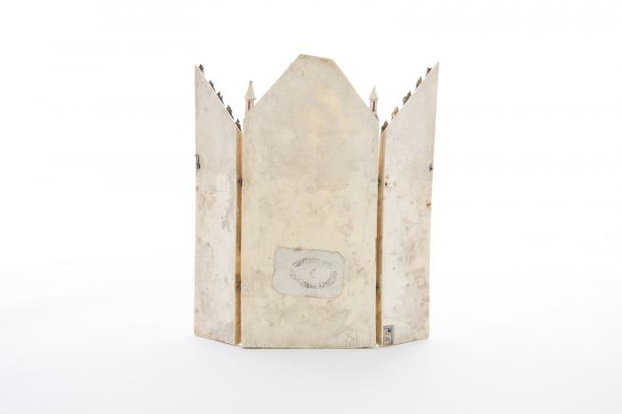 Gabled triptych, 3 registers (colonnettes) (Back, open)