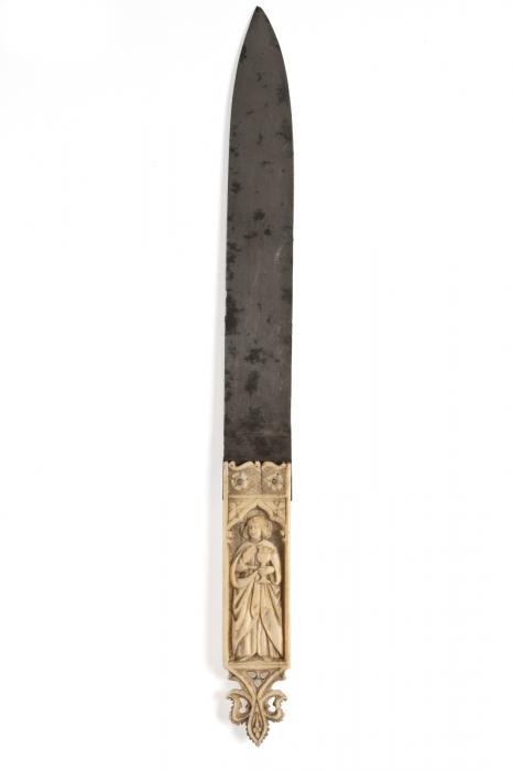 Belt pendant; reused as a knife handle (Side 2)