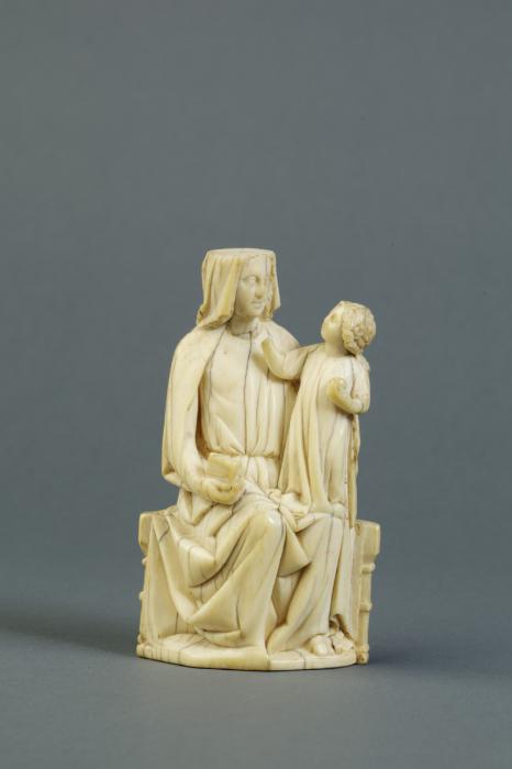 Statuette (Front)