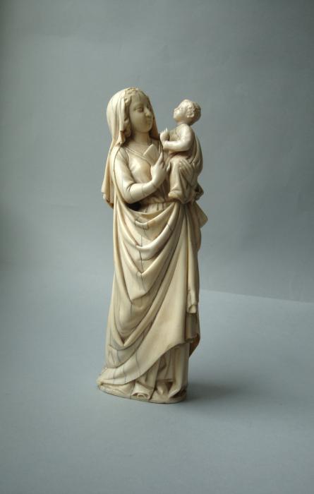 Statuette (Front)