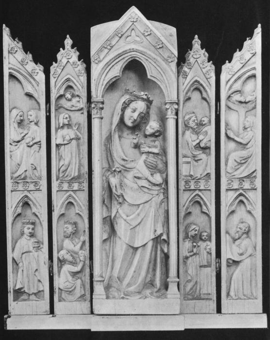 Gabled polyptych, bands of roses (décor de roses; tabernacle; colonnettes) (Front)