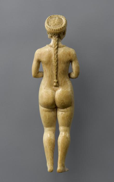 Statuette (Back)