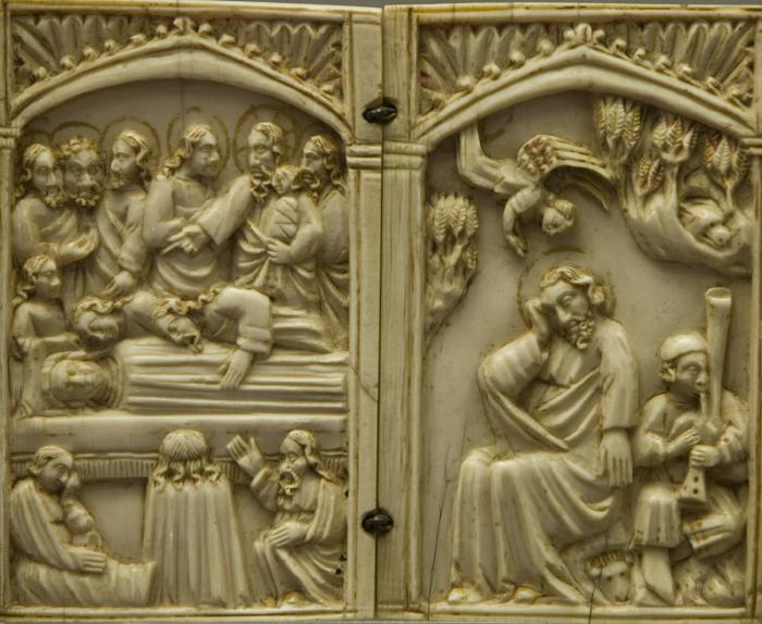 Diptych, 1 register, 1 arch across (plaquettes) (Front)