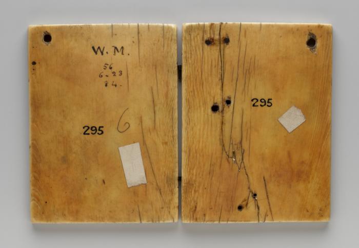Diptych, 1 register, 3 arches across (plaquettes; frise d'arcatures) (Back)