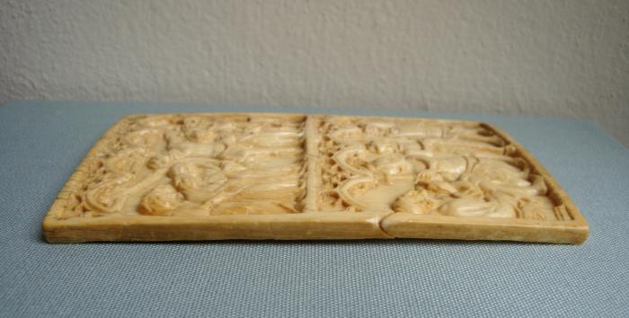 Writing tablet, 2 registers, 4 arches across (frise d'arcatures; tablette à écrire) (Side)