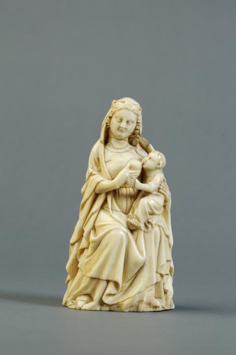Statuette (Front)