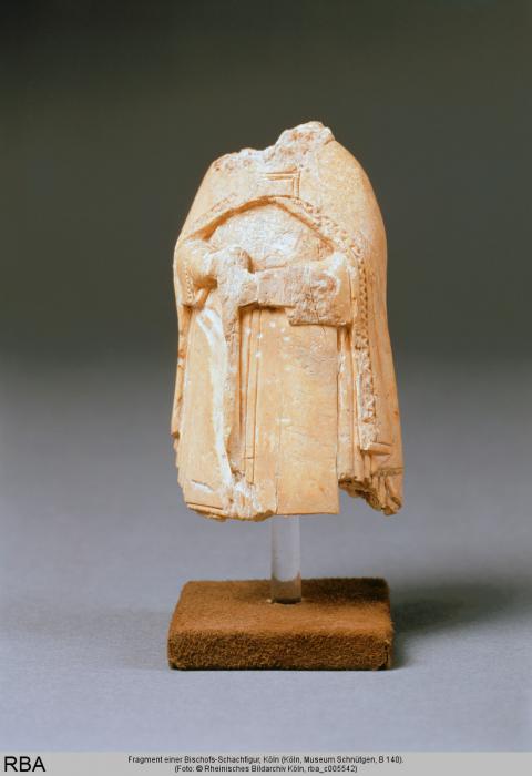 Chess piece (Front)