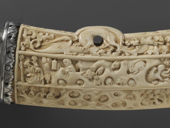 Hunting horn (oliphant) (Detail, side 1)