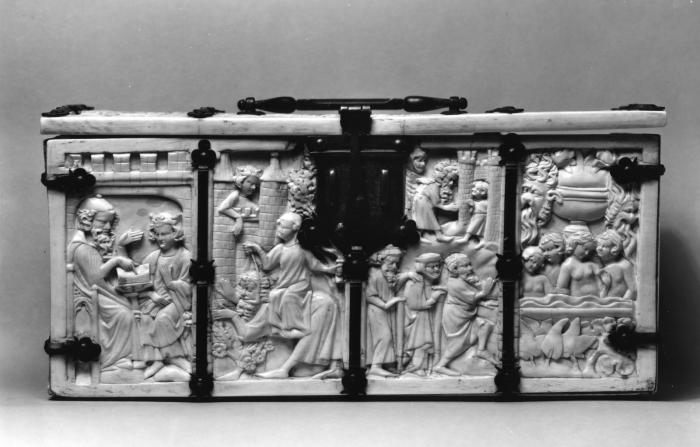 Casket (coffret) (Body, front)