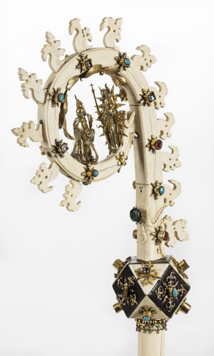 Crozier (crosse); known as the crozier of saint Bernard (Side)
