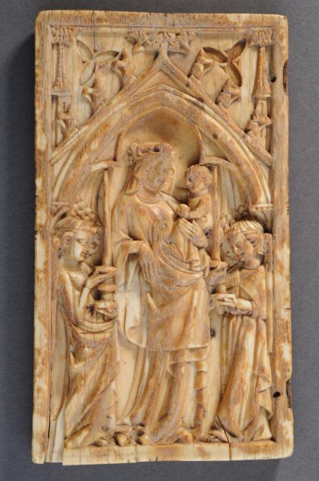 Wing, left (fragment of a diptych), 1 register, 1 arch across (plaquette) (Front)