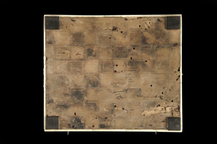 Box (boîte) (Bottom)