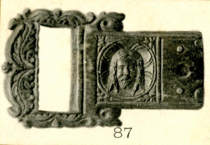 Belt buckle (Front)