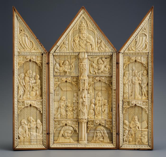 Gabled triptych, 3 and 4 registers (frise d'arcatures) (Front)