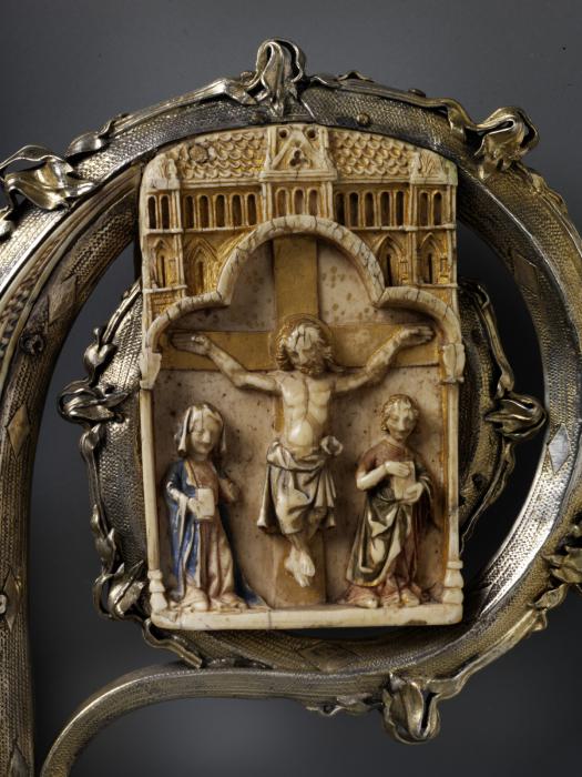 Head of crozier (crosse); double-sided panel, 1 register, 1 trefoil arch across (colonnettes) (Side 2, detail)