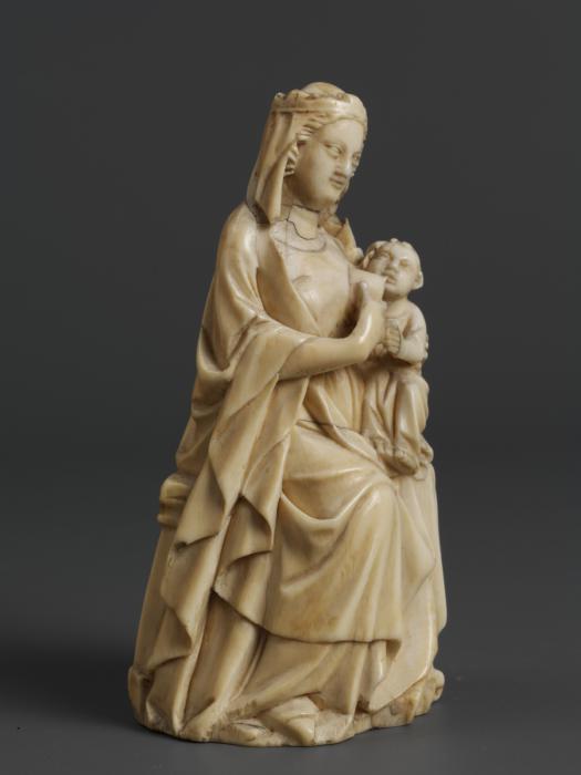 Statuette (Front)