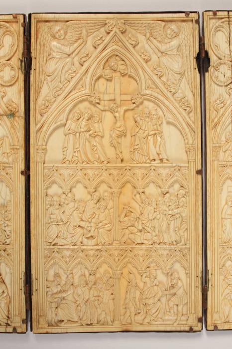 Triptych. 3 registers, with arches (frise d'arcatures) (Centre panel)