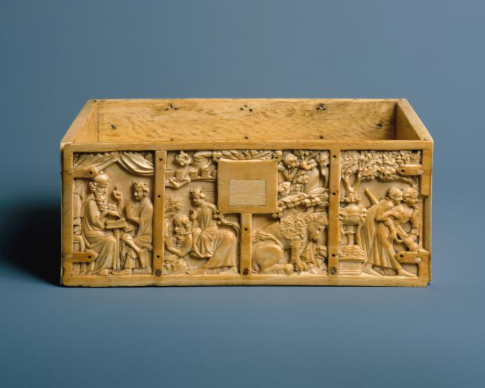Casket (coffret) (Front)