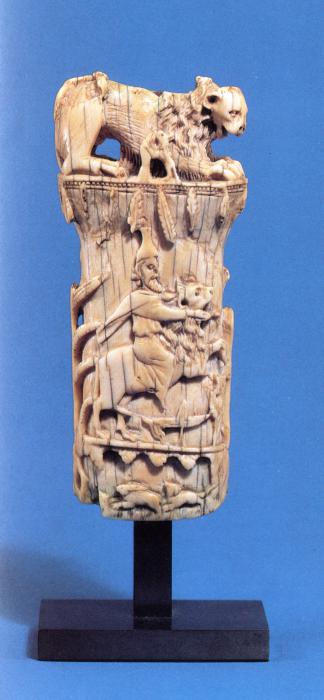 Dagger handle