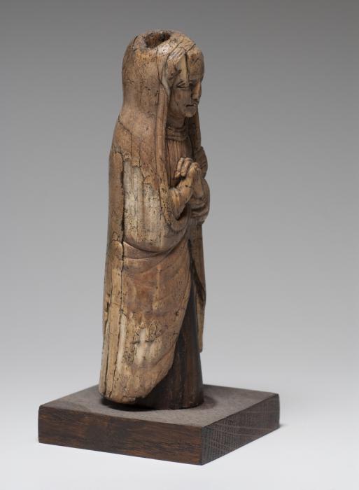 Statuette (Right)