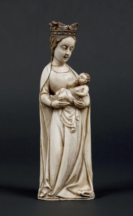Statuette (Front)
