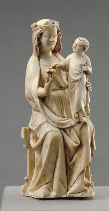 Statuette (Front)