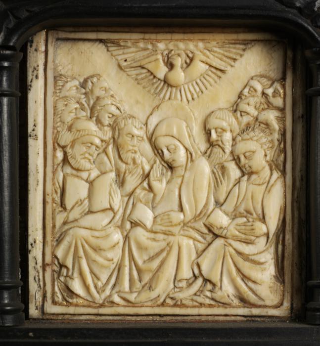 40 panels, 1 register, 1 ogee arch across; inserted in a wooden cabinet (Row 1, panel 8)
