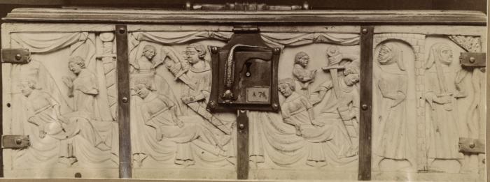 Casket, with arches, quatrefoils, rosettes (coffret; frise d'arcatures; quatre-feuilles) (Body, front)