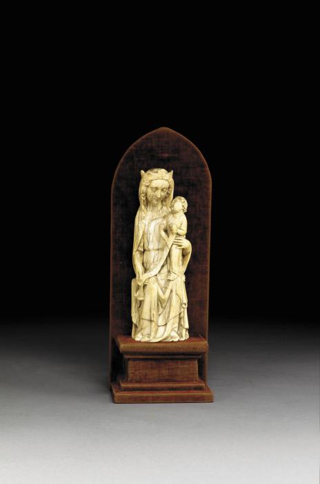 Statuette (Front)