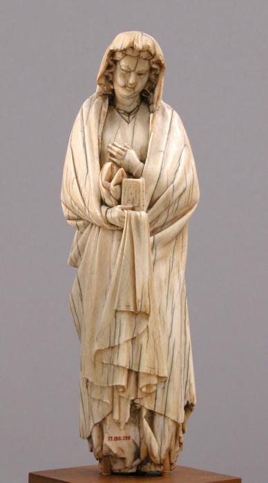 Statuette (Front)