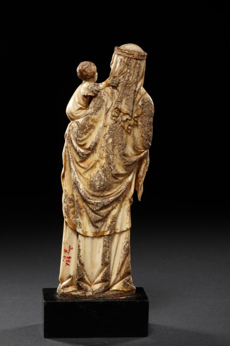 Statuette (Back)