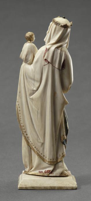Statuette (Back)