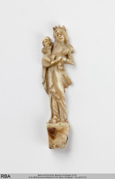 Statuette (Front)