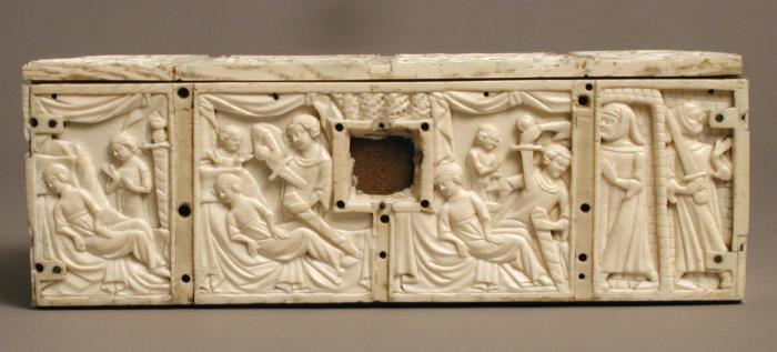 Casket, with quatrefoils (coffret; quatre-feuilles) (Front)
