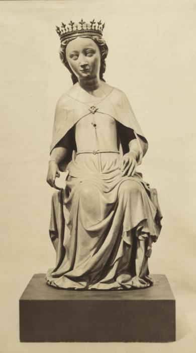 Statuette (Front)