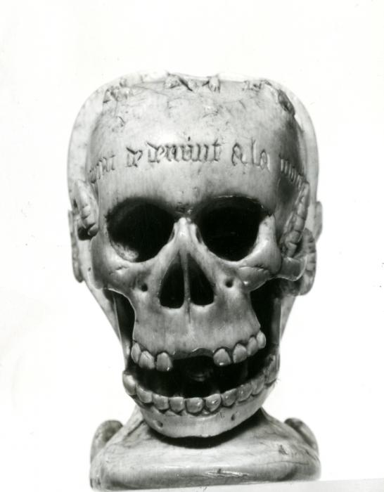 Rosary bead or rosary pendant, 2 faces (chapelet) (Side 1)