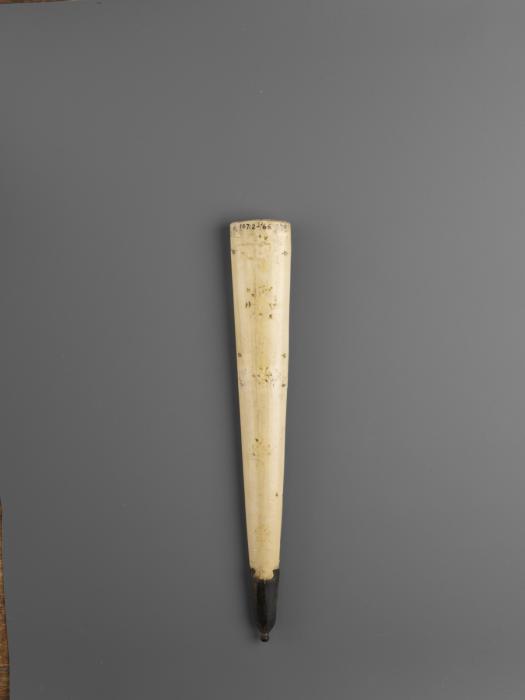Dagger handle and sheath (Sheath)