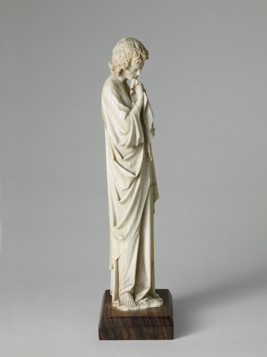 Statuette (part of a group) (Side)
