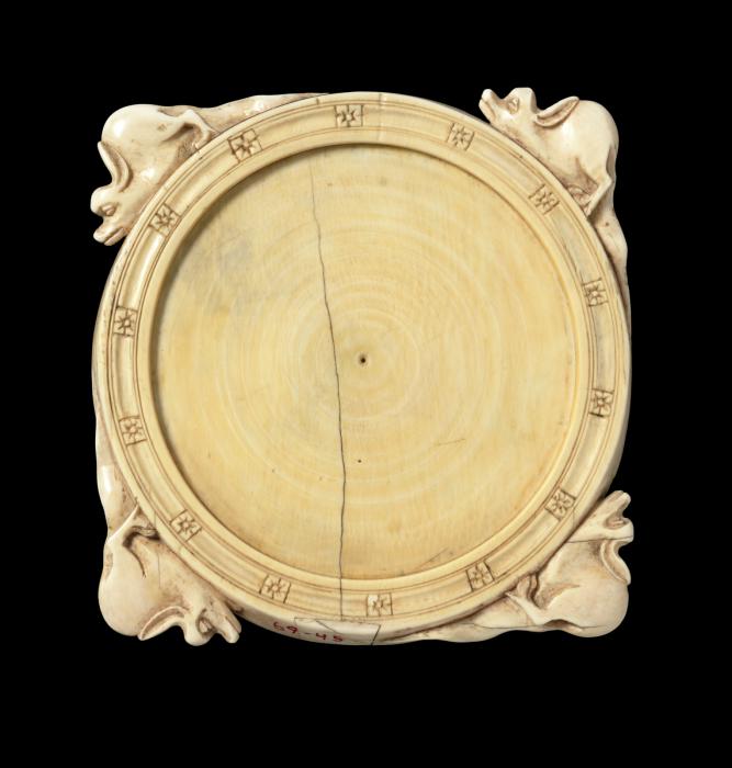 Mirror case (valve de miroir) (Back)
