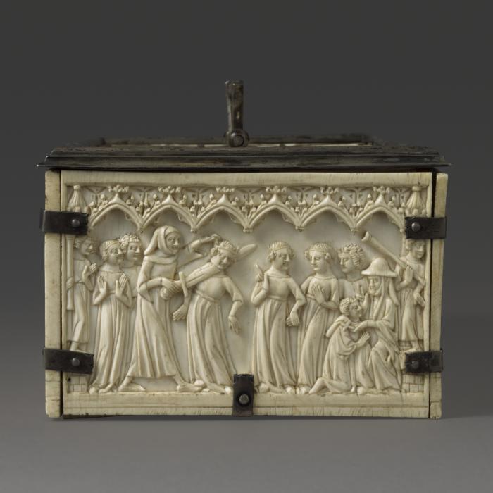 Casket, with arches, quatrefoils, rosettes (coffret; frise d'arcatures; quatre-feuilles) (End, right)