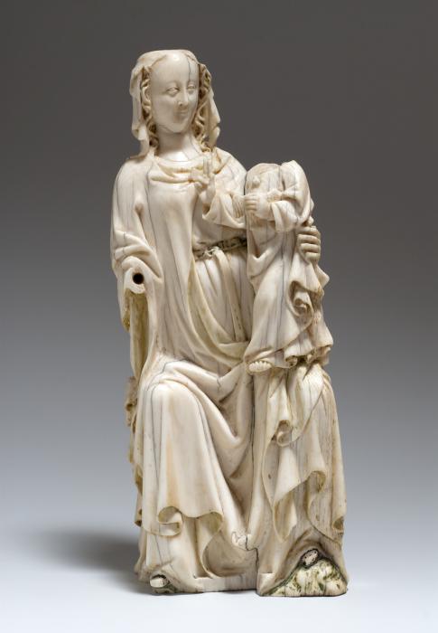 Statuette (Front)