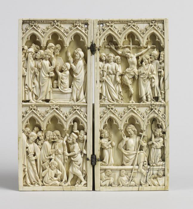 Diptych, 2 registers, 3 arches across (frise d'arcatures) (Front)