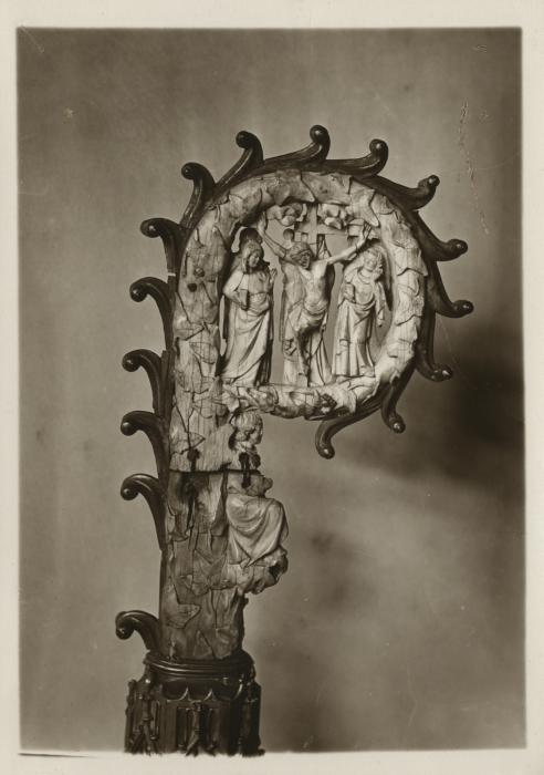 Head of crozier (crosse) (Side 2)