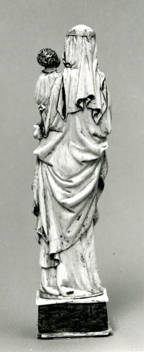 Statuette (Back)
