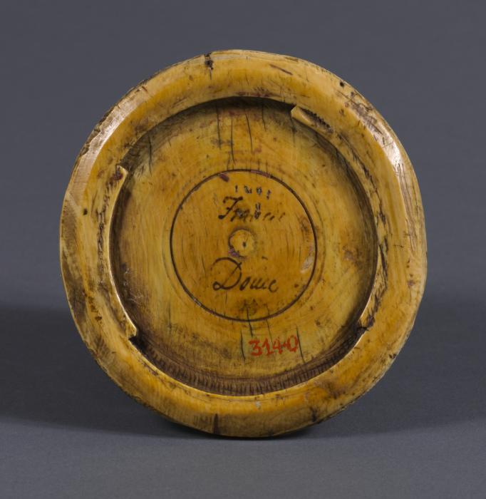 Mirror case, frame of 4 lobes, quatrefoil (valve de miroir; quatre-feuilles) (Back)
