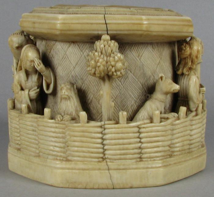 Base for a statuette (Side)