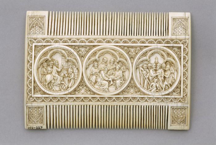 Liturgical comb, with medallions (peigne double) (Side 1)
