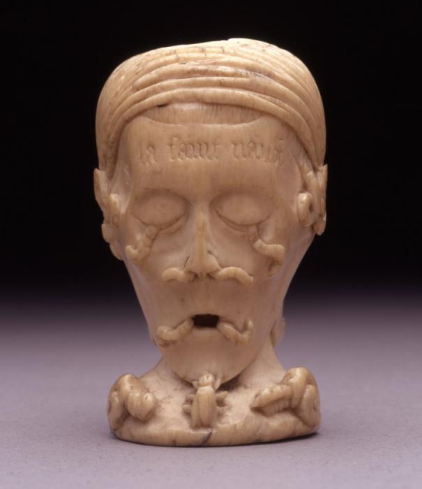 Rosary bead or rosary pendant, 2 faces (chapelet) (Side 2)