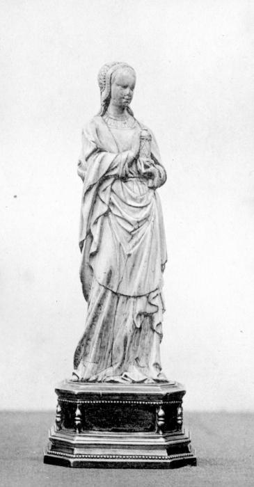 Statuette (Front)